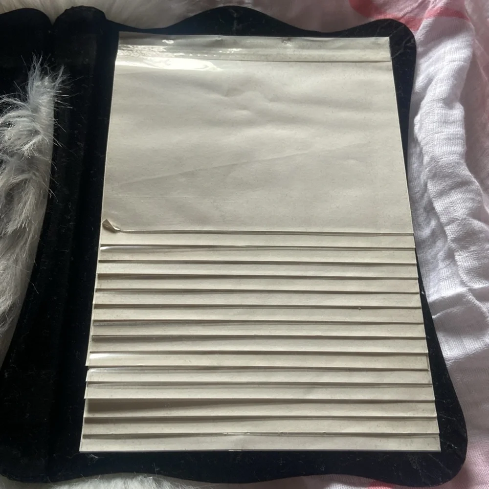 Vintage International Silver Co Silver Plated 5x7 Photo Frame Album